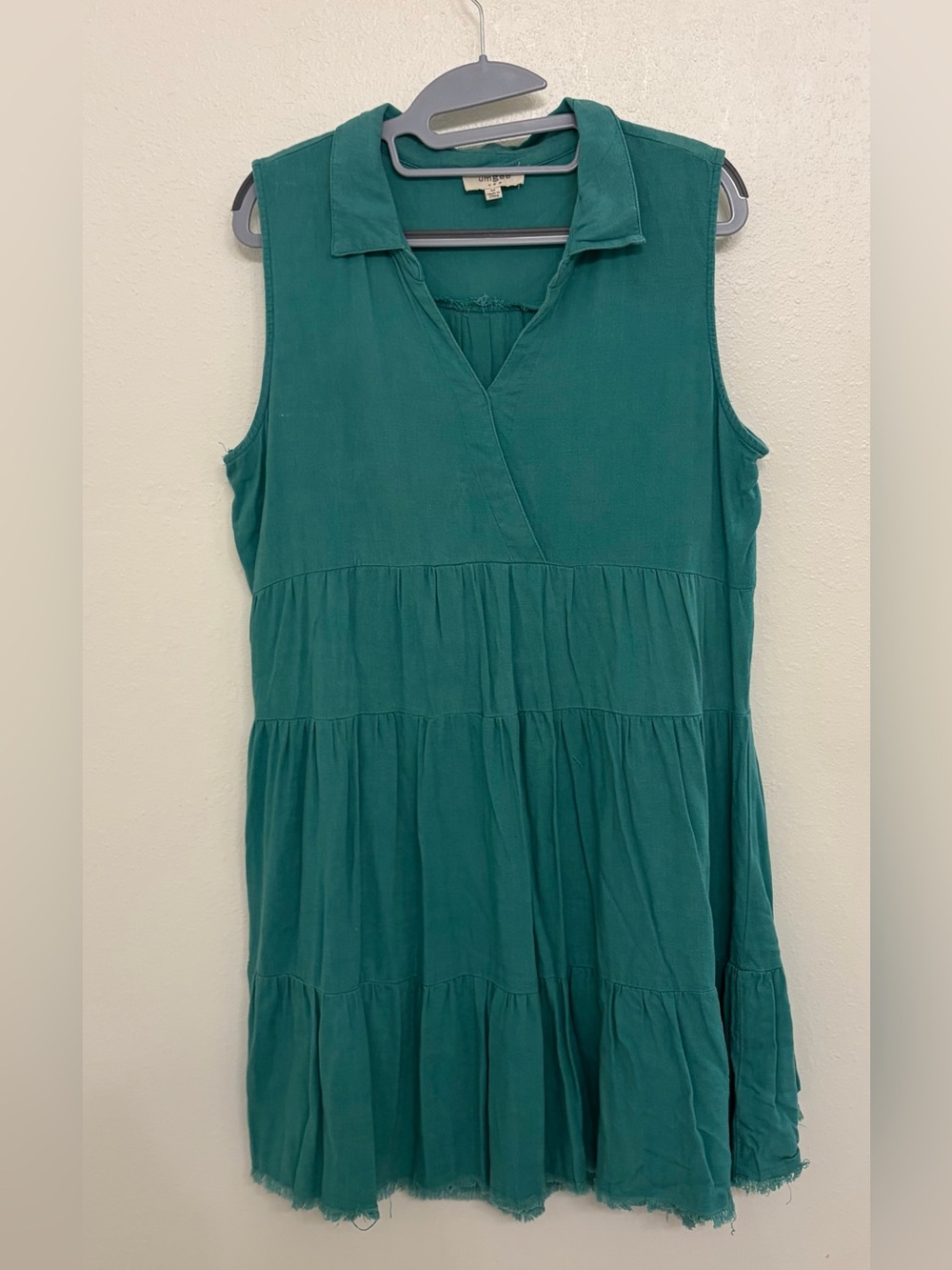 Umgee Sleeveless Teal Tiered V-Neck Dress - Size Medium